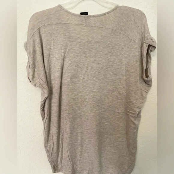 Active Ladies tan short sleeve top size S - Picture 2 of 3